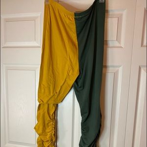 Split colored stacked leggings